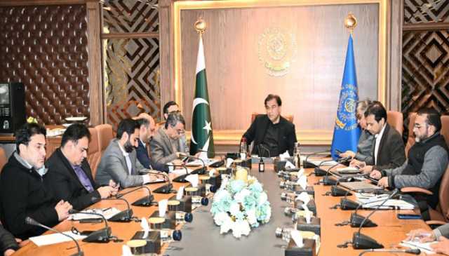 چیئرمین سی ڈی اے محمد علی رندھاوا کی زیر صدارت جاری ترقیاتی منصوبوں کے حوالے سے جائزہ اجلاس