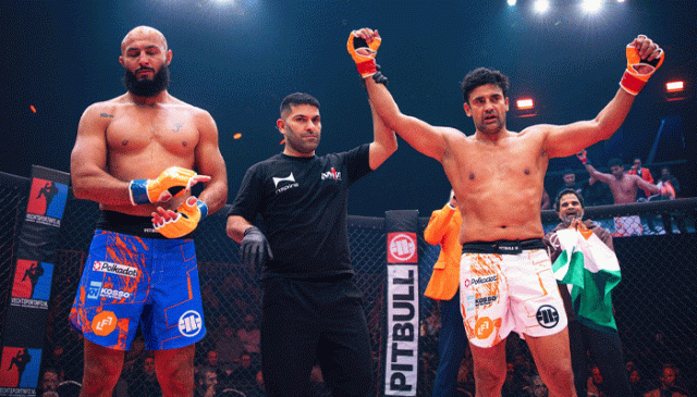 بھارتی ریسلر سنگرام سنگھ نے تاریخ رقم کر دی، لیولز فائٹ لیگ میں شاندار کامیابی