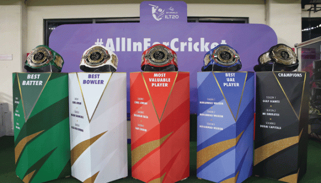 ڈی پی ورلڈ آئی ایل ٹی 20 کے دستخطی بیلٹس نے کھلاڑیوں میں نئی دوڑ چھیڑ دی