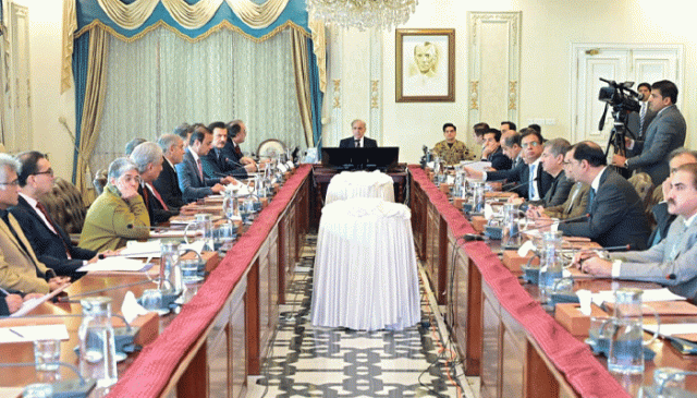 ملکی صنعتی پیداوار اور تجارت میں اضافے کیلئے مسائل کی نشاندہی ناگزیر ہے: وزیراعظم