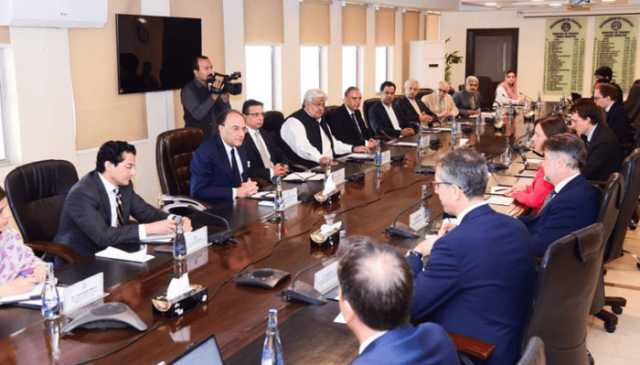 ایس آئی ایف سی مراعات تجویز نہیں کریگی، آئی ایم ایف نے حکومت کو نئے اسپیشل اکنامک زون بنانے سے بھی روک دیا