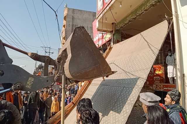 سوات، وفاقی وزیر کا ہوٹل زد میں آنے پر تجاوزات کیخلاف آپریشن روک دیا گیا