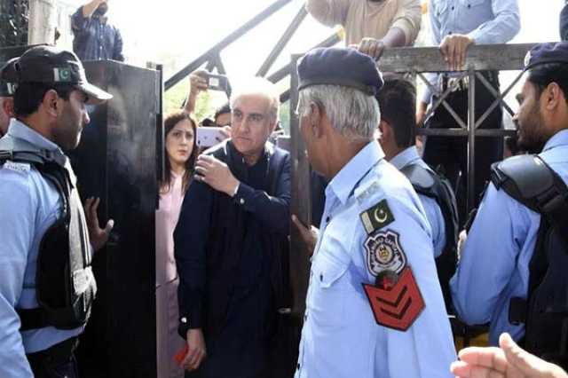 عدالت نے 9 مئی کے 2 مقدمات میں شاہ محمود قریشی کو رہا کرنے کا حکم جاری کردیا