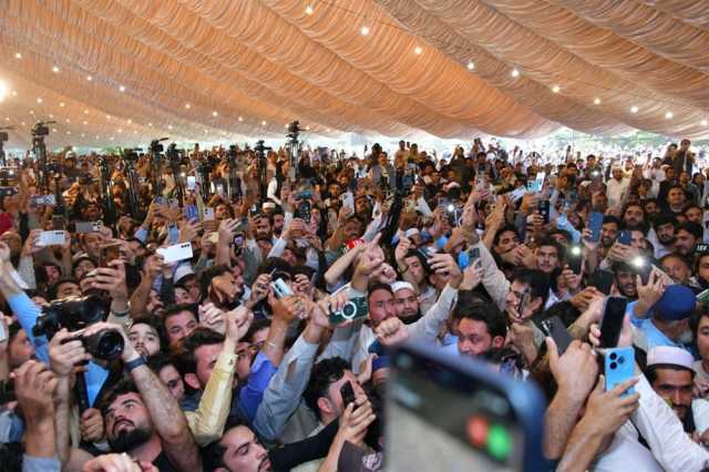 وزیراعلیٰ خیبرپختونخوا سہیل آفریدی نے عہدے کا حلف اٹھالیا