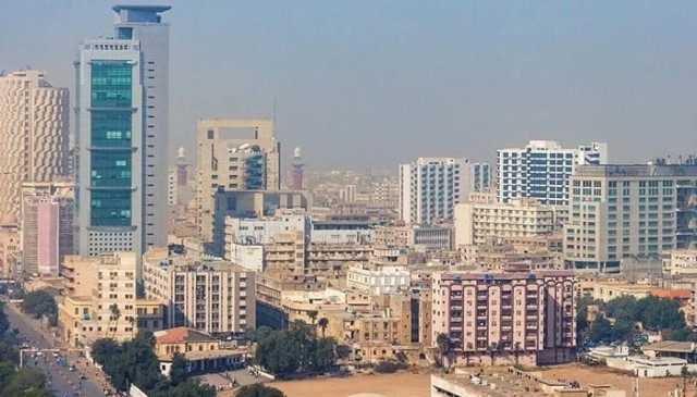 کراچی میں گرم ہوائیں چلنے لگیں