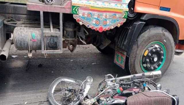 کراچی: میاں، بیوی، بچی کو کچلنے کا کیس، ٹینکر ڈرائیور اور ہیلپر کو جیل بھیج دیا گیا