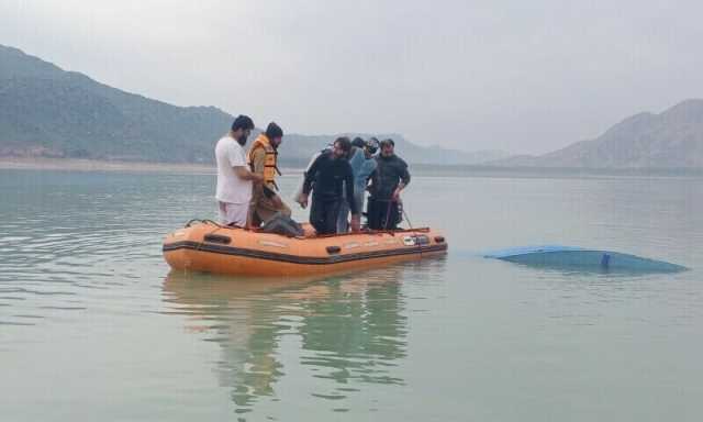 کوہاٹ: دریائے سندھ سے سونا نکالنے کا کام شروع