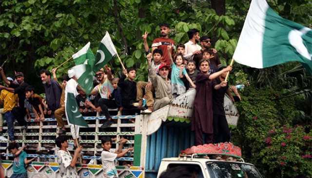 پاک فوج کا بھارت کو بھرپور جواب، ملک بھر میں یومِ تشکر