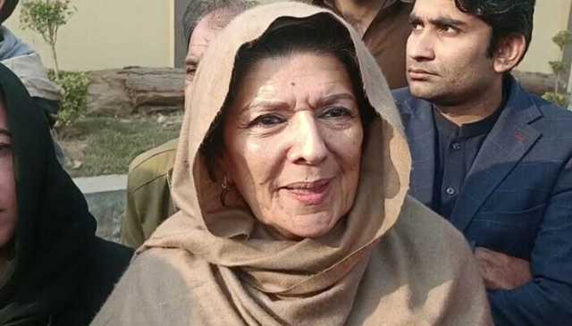 علیمہ خان کا نام سفری پابندیوں کی فہرست سے نکالنے کا حکم