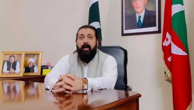 جنید اکبر نے اب تک استعفیٰ کیوں نہیں دیا؟ اس کا علم نہیں: شیخ وقاص اکرم