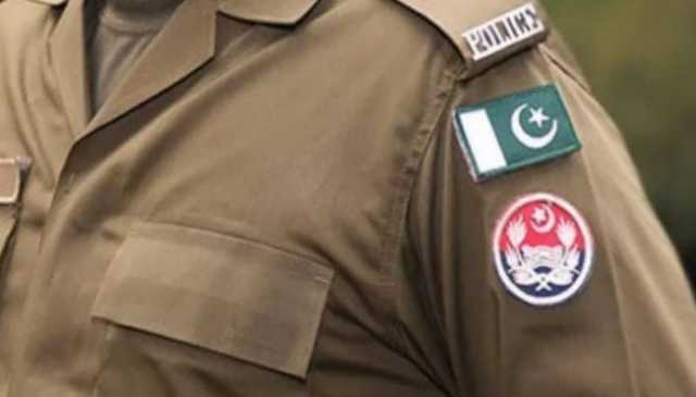 لاہور: رشوت کی تقسیم پر جھگڑنے والے پولیس اہلکاروں کو معطل کر دیا گیا