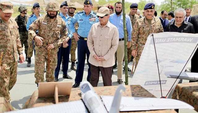 وزیرِ اعظم کی معرکۂ حق میں بھارتی طیاروں کو تباہ کرنیوالے پاک فضائیہ کے شاہینوں سے ملاقات