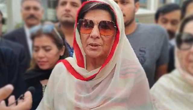 علیمہ خان نے بیرون ملک جانے کیلئے عدالت سے رجوع کرلیا