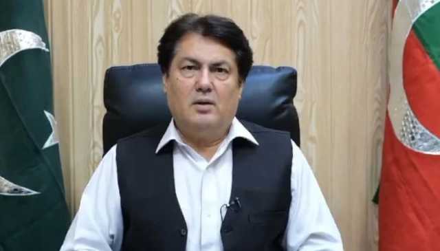 قدرتی ماحول کی بحالی کیلئے صوبے بھر میں پھل دار اور دیسی درخت لگانے کا فیصلہ: بیرسٹر سیف