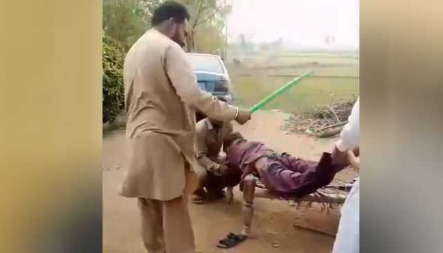سرگودھا میں ایک اور نوجوان پر تشدد کی ویڈیو سامنے آگئی