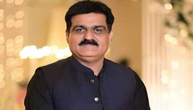 کشیدگی میں آرمی کے ساتھ ہیں، پی ٹی آئی رکن اسمبلی