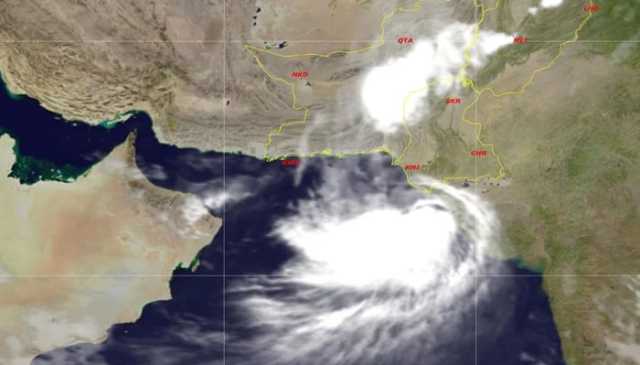 بحیرہ عرب میں موجود ہوا کا کم دباؤ ڈپریشن میں تبدیل