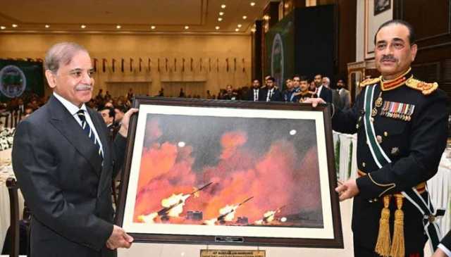 فیلڈ مارشل عاصم منیر کی جانب سے عشائیہ،صدرِ مملکت و وزیرِ اعظم سمیت سیاسی قیادت کی شرکت