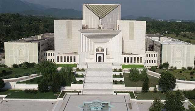 ججز ٹرانسفر کیس: اٹارنی جنرل کی عمران اور دیگر کی درخواستیں ناقابل سماعت قرار دیکر خارج کرنے کی استدعا