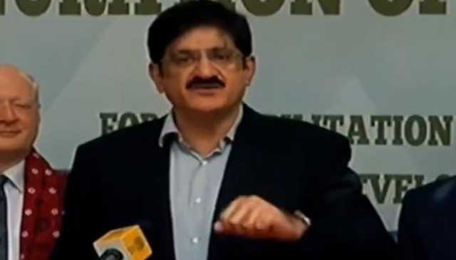 فرار قیدی سرنڈر کردیں، نہیں تو دہشتگردی کے مقدمات کا سامنا ہوگا: مراد علی شاہ
