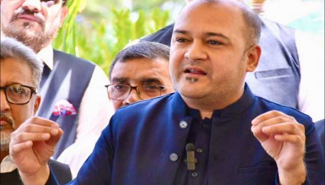 اگلے بجٹ میں عوام پر کم سے کم ٹیکسوں کا بوجھ ڈالا جائے: علی خورشیدی