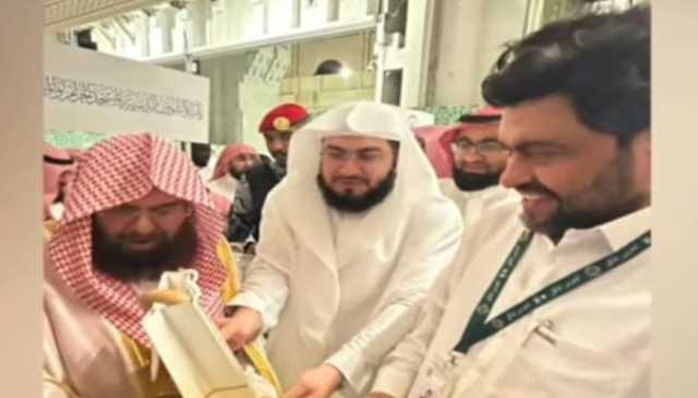 گورنر سندھ کامران ٹیسوری کی امامِ کعبہ شیخ ڈاکٹر عبدالرحمٰن السدیس سے ملاقات
