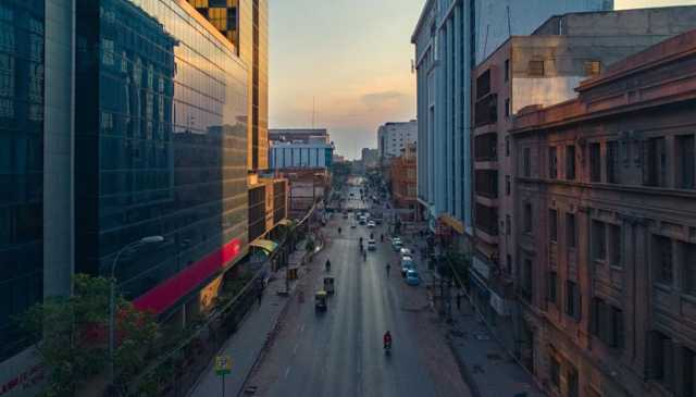 آئی آئی چندریگر روڈ پر شاہین کمپلیکس تا ٹاور تک پارکنگ ممنوع قرار