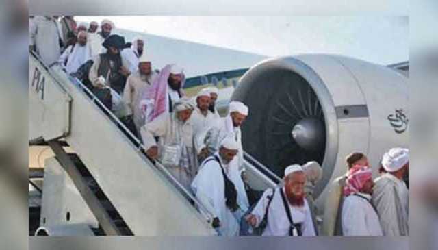 پوسٹ حج آپریشن کا آغاز، پہلی پرواز حجاج کو لیکر کراچی پہنچ گئی