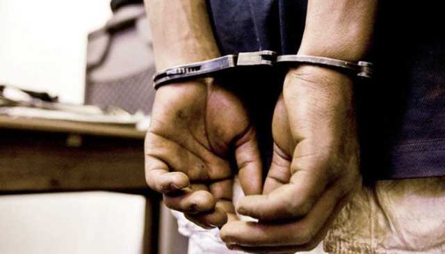کراچی: کرولا گینگ کا ڈاکو زخمی حالت میں اسلحہ اور کار سمیت گرفتار
