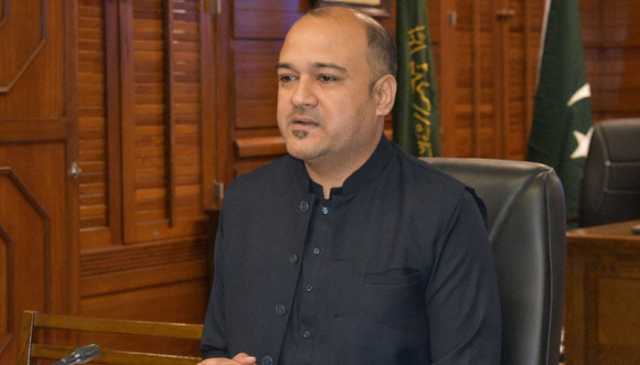 علی خورشیدی نے وزیراعلیٰ سندھ کو ملنے کیلئے پیغام بھجوانے سے متعلق بیان مسترد کردیا