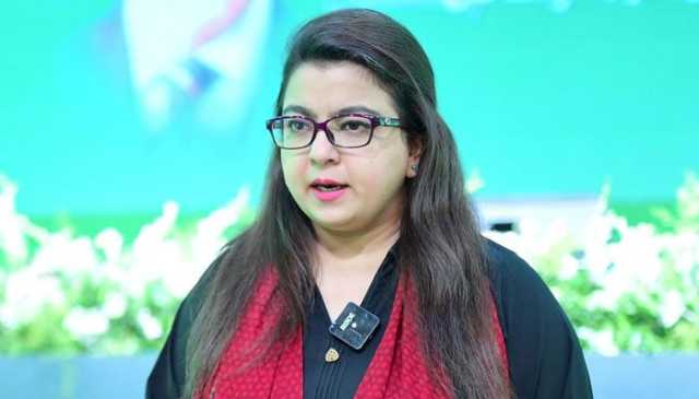 20 کروڑ موبائل صارفین ہونے پر 200 خواتین کیلئے مفت موبائل فون