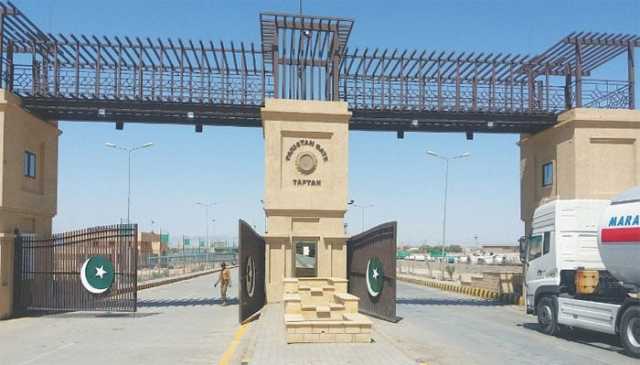 ایران سے آج 69 پاکستانی واپس پہنچے