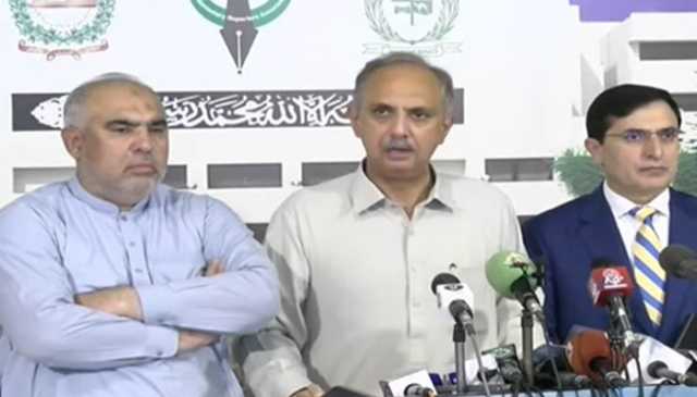 بانی پی ٹی آئی تک ہماری رسائی ناممکن بنائی جا رہی ہے: عمر ایوب