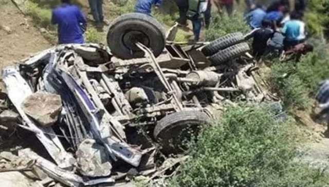 مانسہرہ: کار گہری کھائی میں جا گری، میاں بیوی جاں بحق