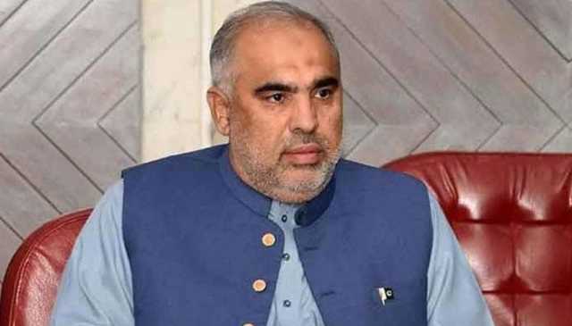 اسد قیصر نے کسی مشاورت یا فیصلے کا حصہ نہ ہونے کی وجہ بتادی