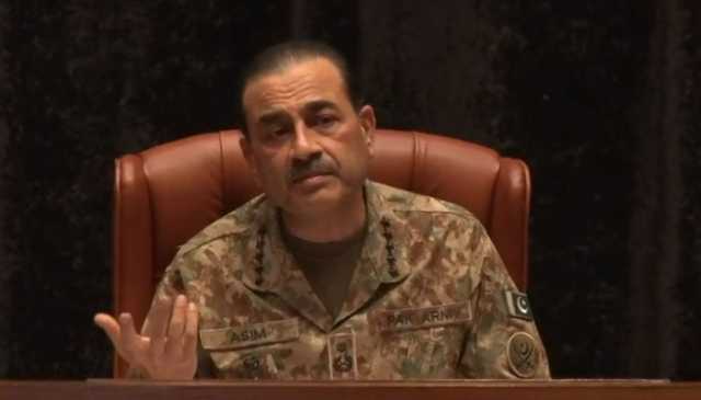 نوجوان افسران قوم کی خدمت کو اپنا نصب العین بنائیں: فیلڈ مارشل سید عاصم منیر