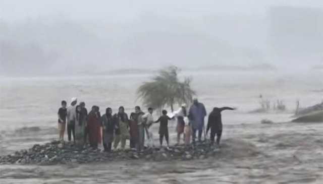 سوات میں ڈوبنے والے 1 ہی خاندان کے 2 افراد مردان میں سپردِ خاک