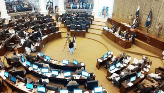سپریم کورٹ فیصلے کے بعد خیبر پختونخوا میں اپوزیشن تگڑی ہو جائے گی