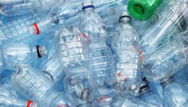 لاہور: 20 بڑی یا 40 چھوٹی پلاسٹک کی بوتلیں جمع کروانے پر 1 ہزار روپے انعام