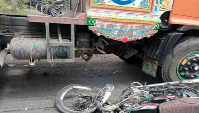 کراچی: واٹر ٹینکر کی ٹکر سے موٹرسائیکل سوار جاں بحق