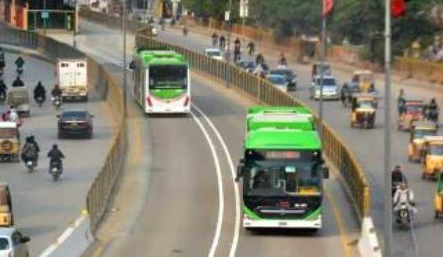 ہمارے نمبرز پورے ہوں گے تو تحریکِ عدم اعتماد لے آئیں گے: گورنر خیبر پختونخوا