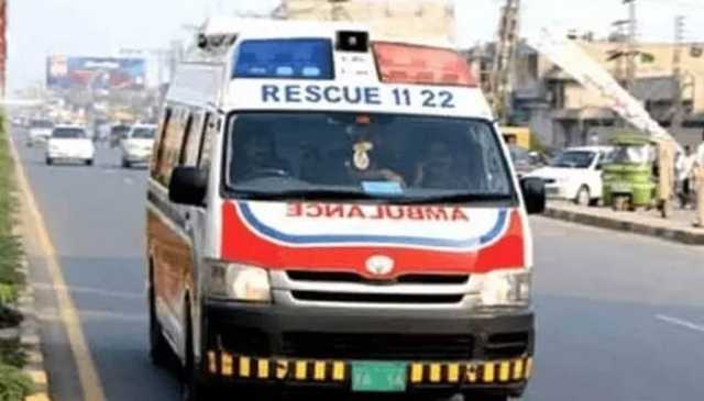 لاہور، کار کی 3 موٹرسائیکلوں کو ٹکر، ایک شخص جاں بحق