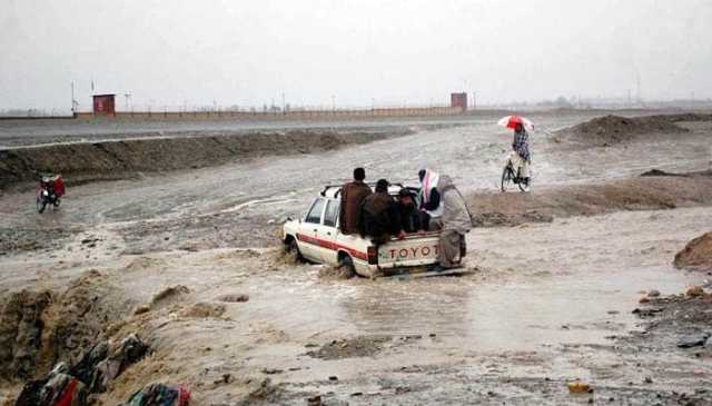 خضدار: بارش کے باعث حادثات، 3 افراد جاں بحق