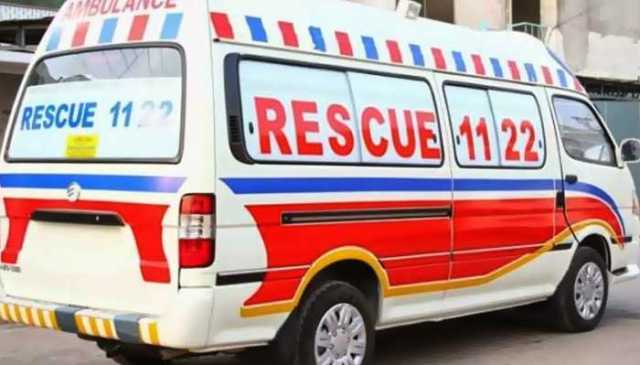 لاہور: پلاسٹک کے گودام میں آگ لگنے کے بعد چھت گر گئی، ریسکیو اہلکار جاں بحق