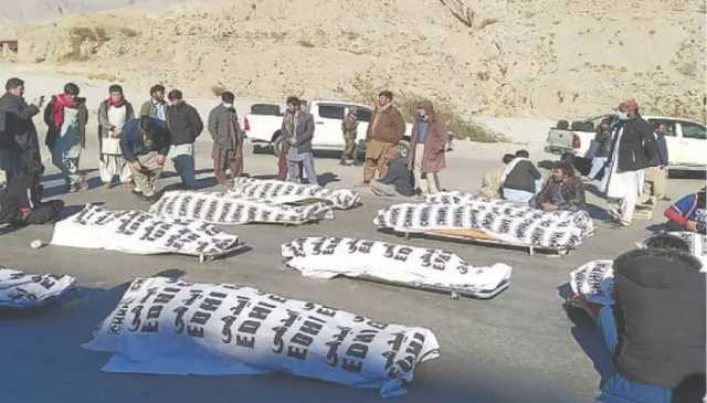 قتل کیے جانے والے 9 افراد کی مییتیں بلوچستان حکومت نے ڈیرہ غازی خان انتظامیہ کے حوالے کردی