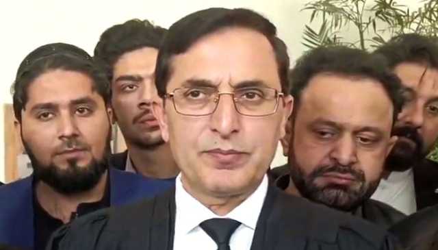 سزائیں قانون کے تقاضوں کو پورا کیے بغیر دی گئی ہیں، بیرسٹر گوہر