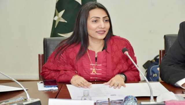 داؤد انجینئرنگ یونیورسٹی کی وی سی ڈاکٹر ثمرین حسین نے وزیر اعلیٰ سندھ کو استعفیٰ پیش کردیا
