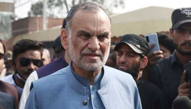 متنازع ٹویٹس کیس، اعظم سواتی پر فرد جرم کی کارروائی مؤخر