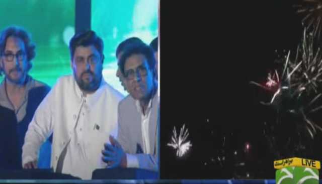 گورنر ہاؤس کراچی میں آتش بازی کا عالمی ریکارڈ قائم