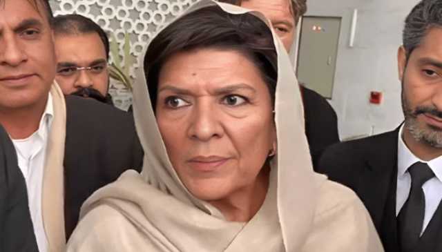 بانی نے قومی ڈائیلاگ کا نہیں کہا، حکومت خوف سے ایسی خبریں چلا رہی ہے: علیمہ خان